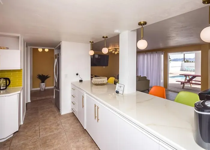 Bella Cactus - Palm Springs Vibes Pool & Holiday home Lake Havasu City