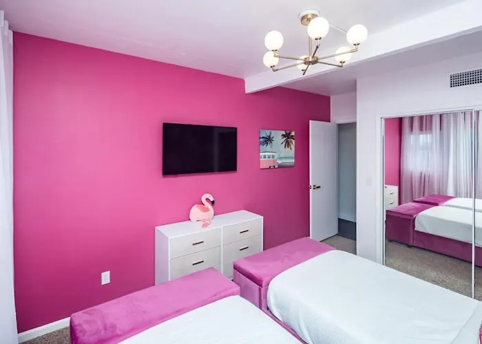 Bella Cactus - Palm Springs Vibes Pool & Holiday home Lake Havasu City