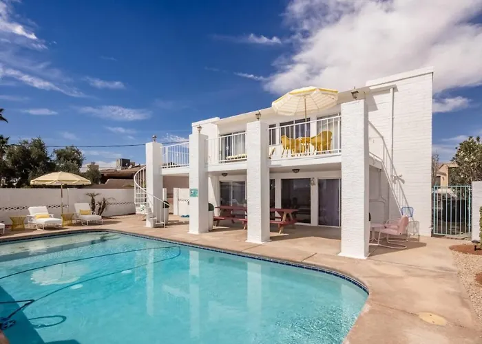 Holiday home Bella Cactus - Palm Springs Vibes Pool & Lake Havasu City
